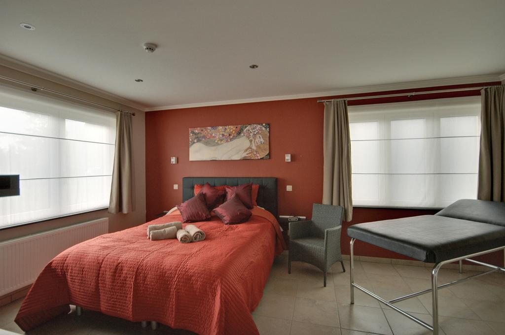 B&B Noord-Zuid Zonhoven Luaran gambar
